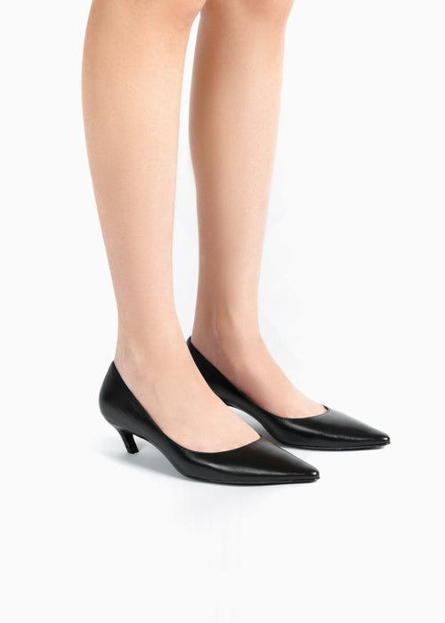 The Nerrine in black